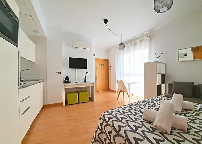 Precioso Estudio Con Piscina